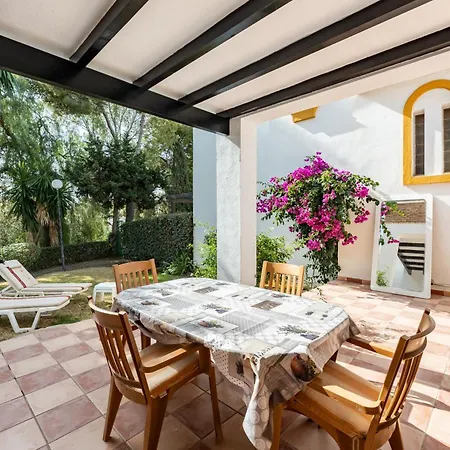 Casa Con Jardin Privado * ميخاس