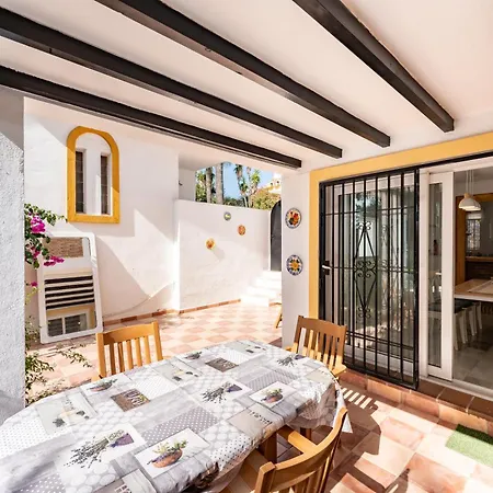 بيت للعطل Casa Con Jardin Privado