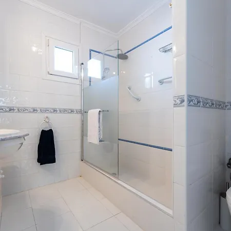 Casa Con Jardin Privado * ميخاس