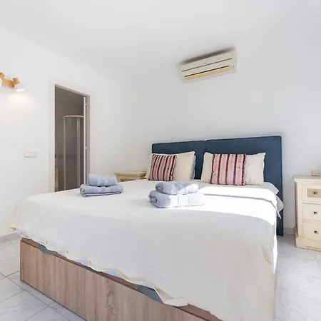 Casa Con Jardin Privado ميخاس